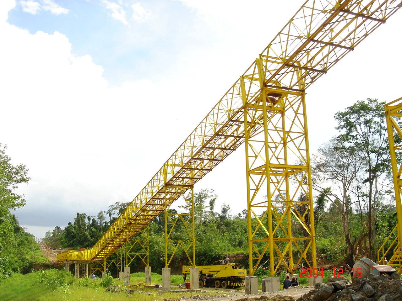 Trussed Overland Conveyor Construction